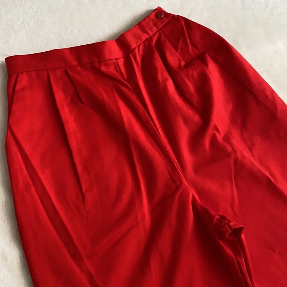 {VTG} The Frog Pond | 80s Embroidered Flags High Waisted Pleated Capri Pants Red - Picture 2 of 16